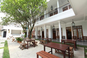 de' Halimun Guest House